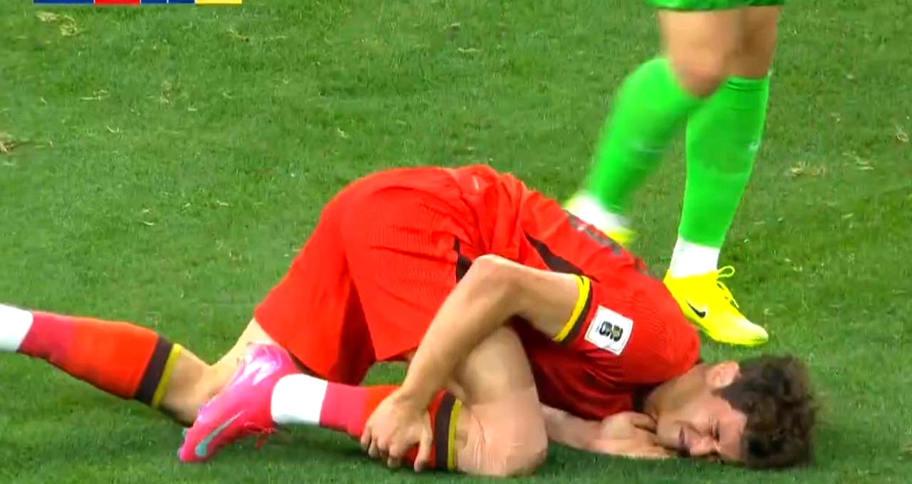 中国队在世界杯中遭遇重大挫折，背水一战难