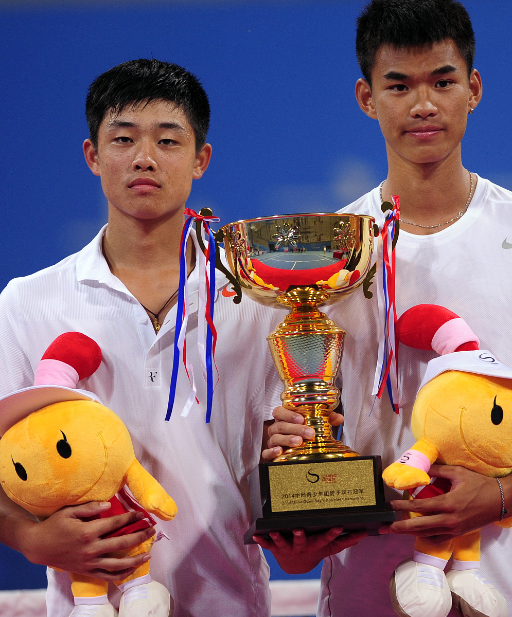 这是冠军的节奏！球场上的风采十足