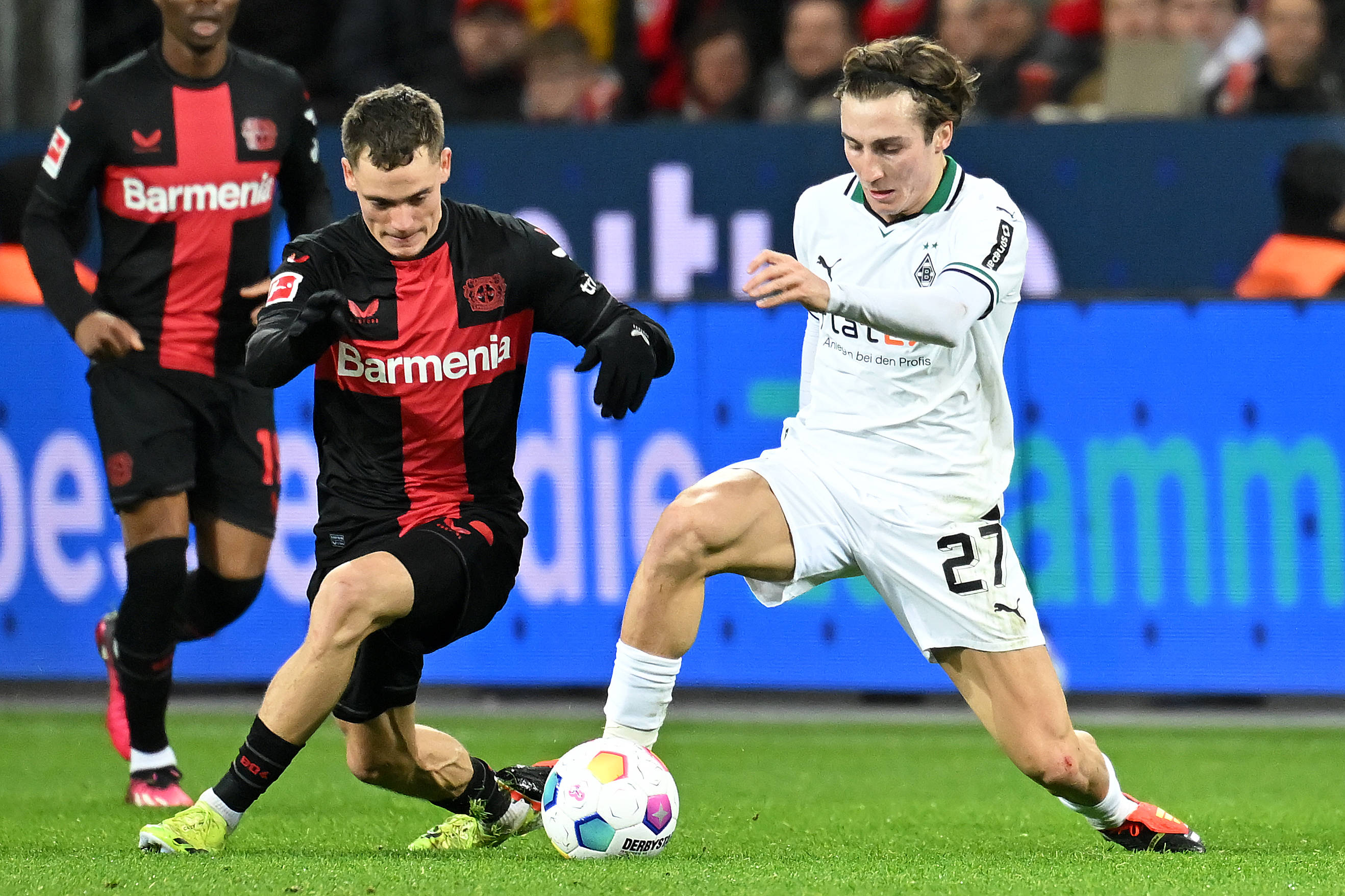 汉诺威主场大胜奥格斯堡，积分榜上升的简单介绍