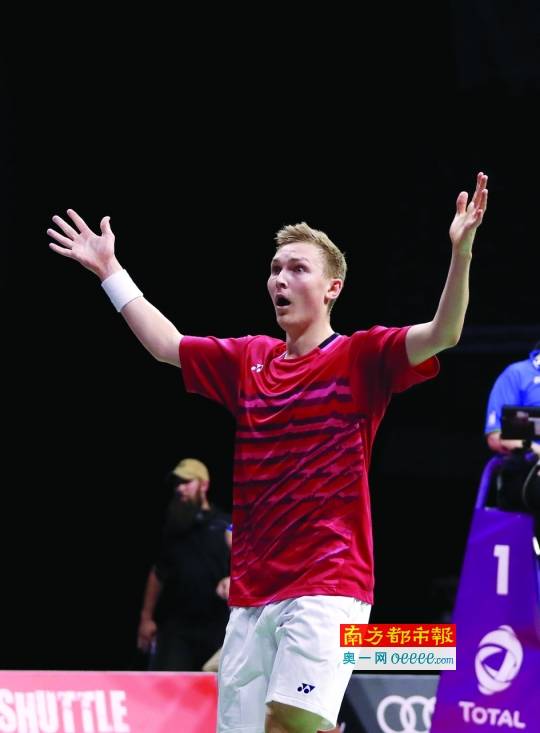 包含泰国队险胜中国队，安赛龙高光表现的词条