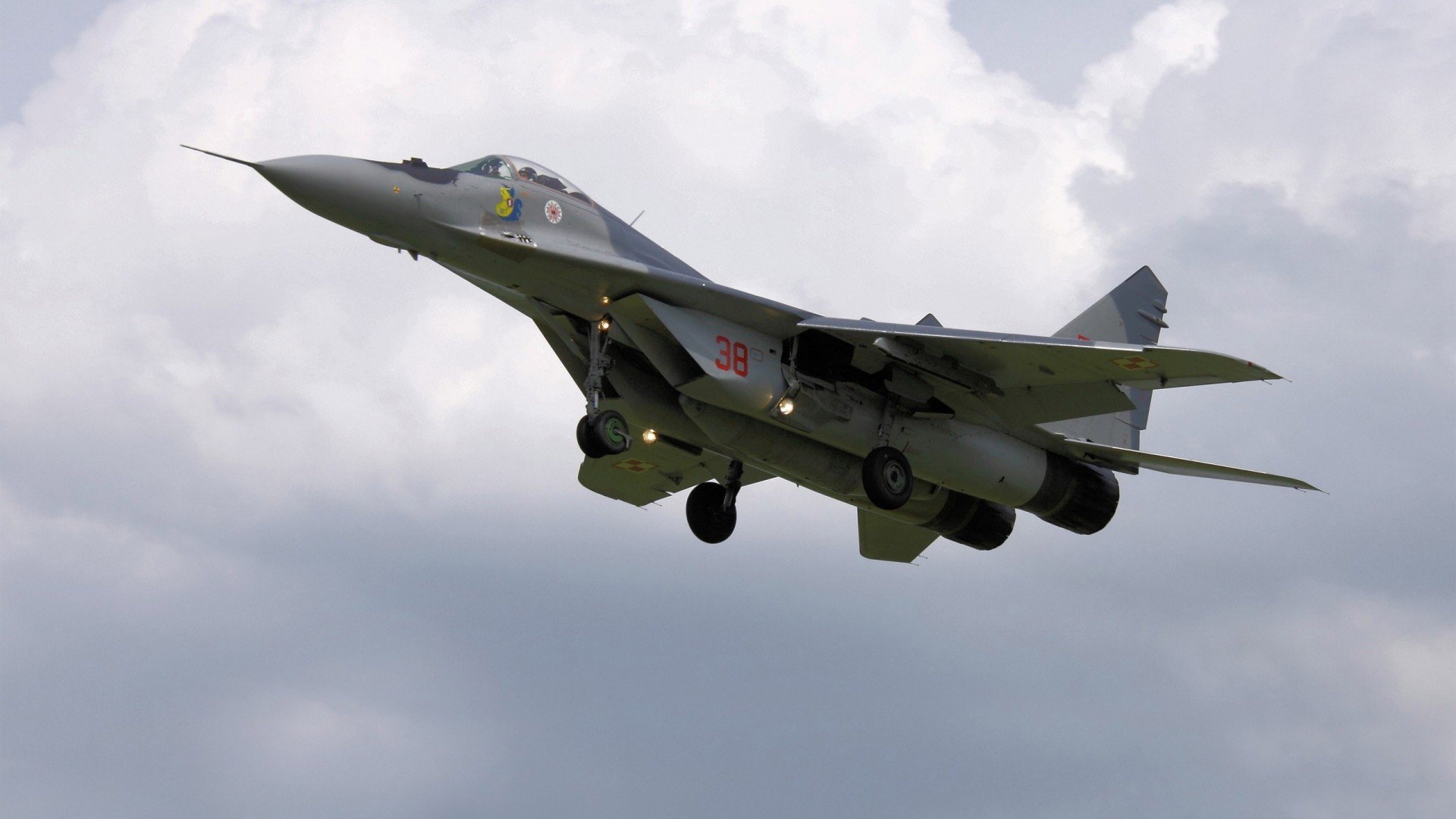 雷火电竞官网-新星爆发与团队碾压，切特统治级数据惊艳，骑士团队冲垮独行侠