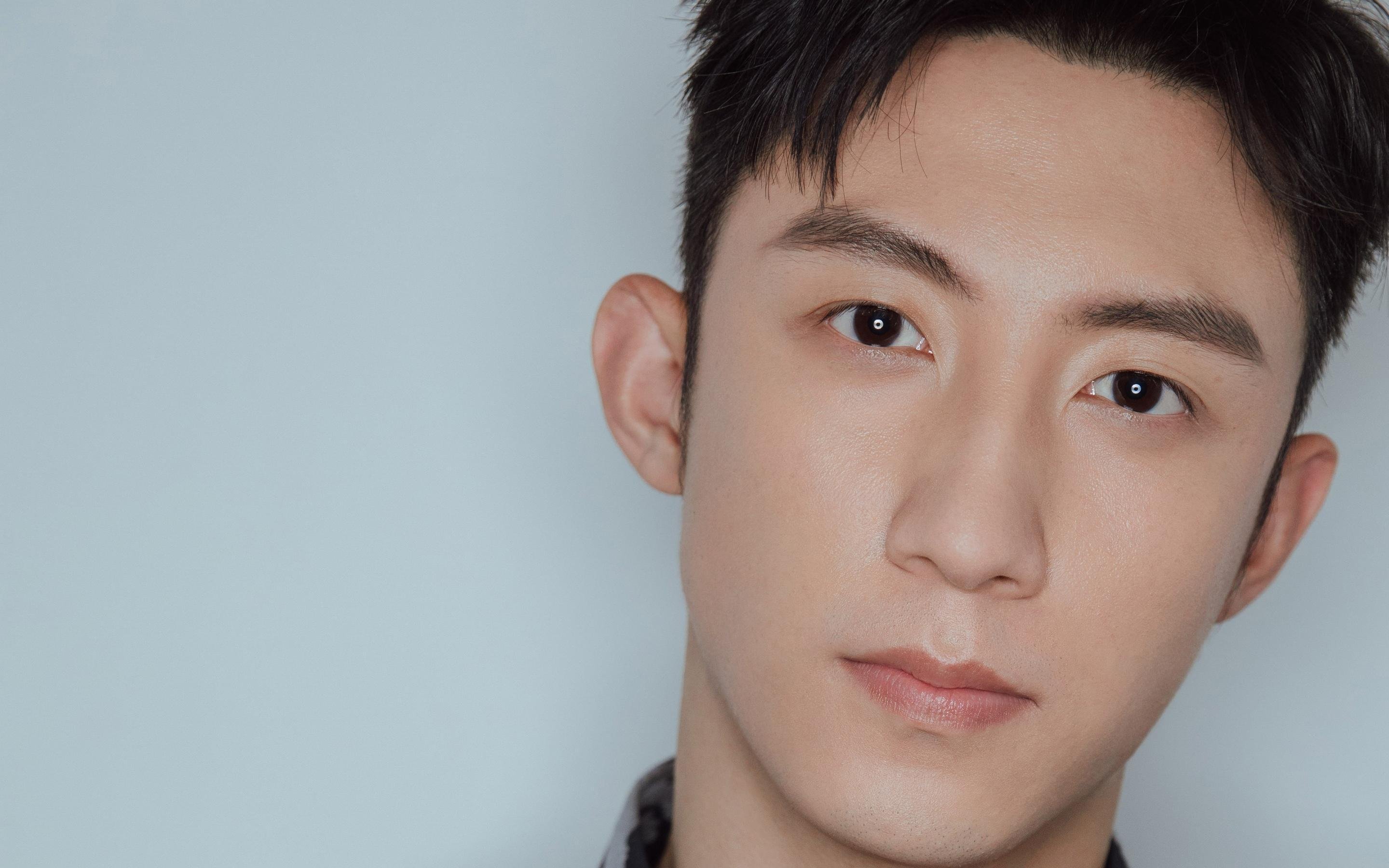 雷火电竞网址-从笑柄到英雄，努涅斯用实力打破质疑，多特蒙德客场勇挫英格兰豪门